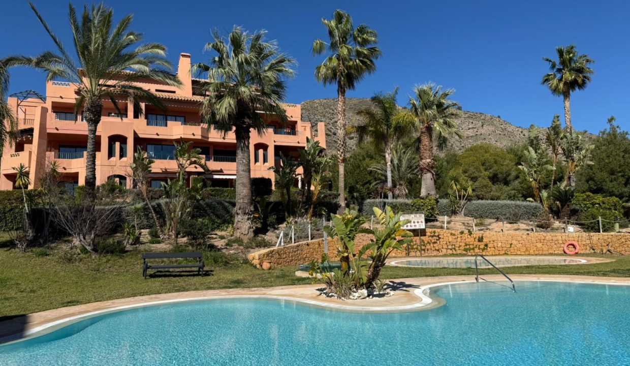 02-los-altos-finestrat-communal-pool