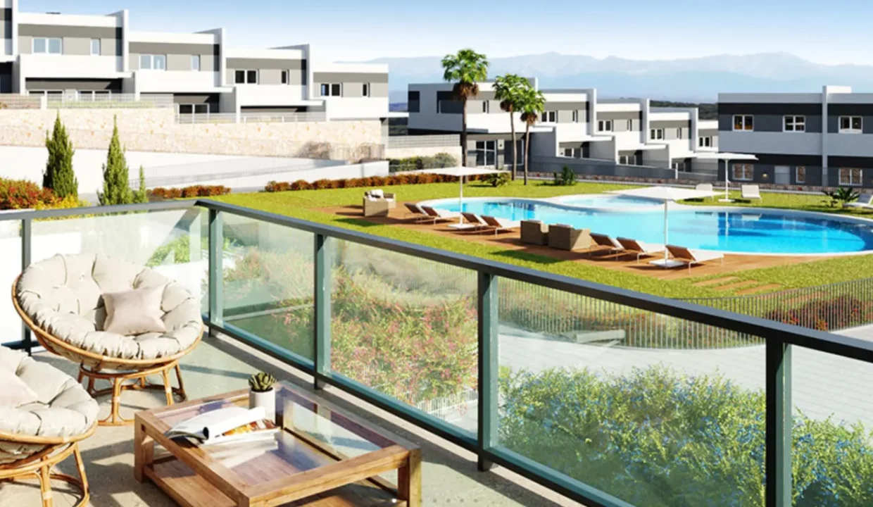 02-townhouse-terrace-communal-pool-finestrat