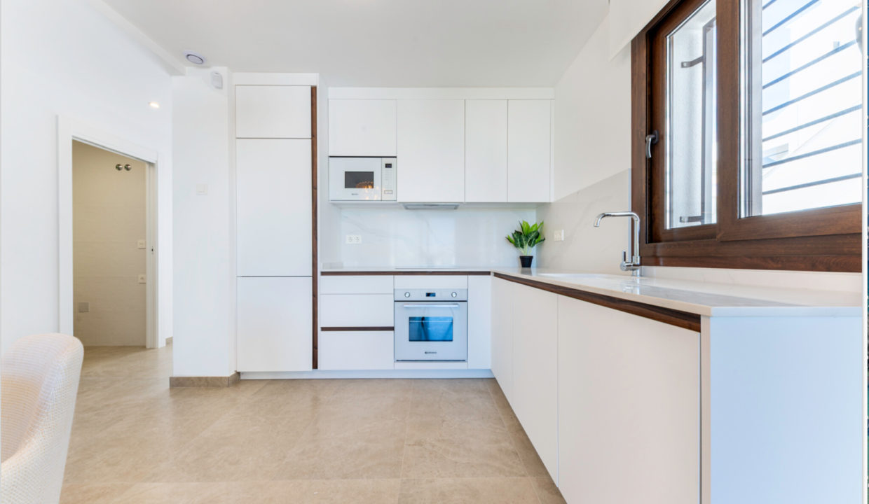 03-balcones-de-vivi-modern-kitchen