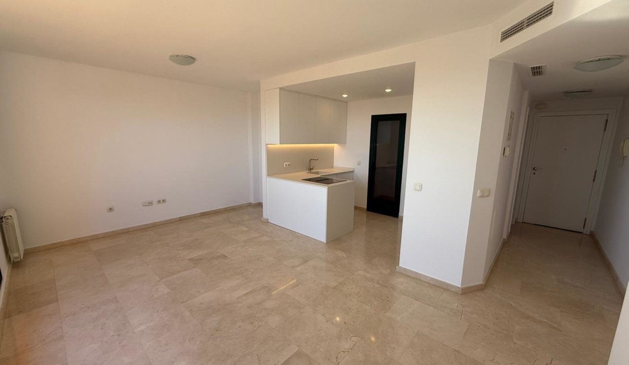 03-los-altos-sierra-cortina-living-room-kitchen