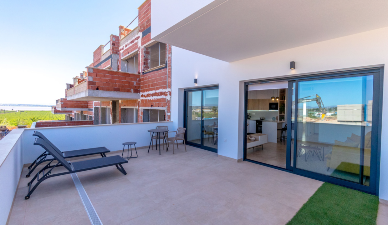 06-onaru-torrevieja-terrace