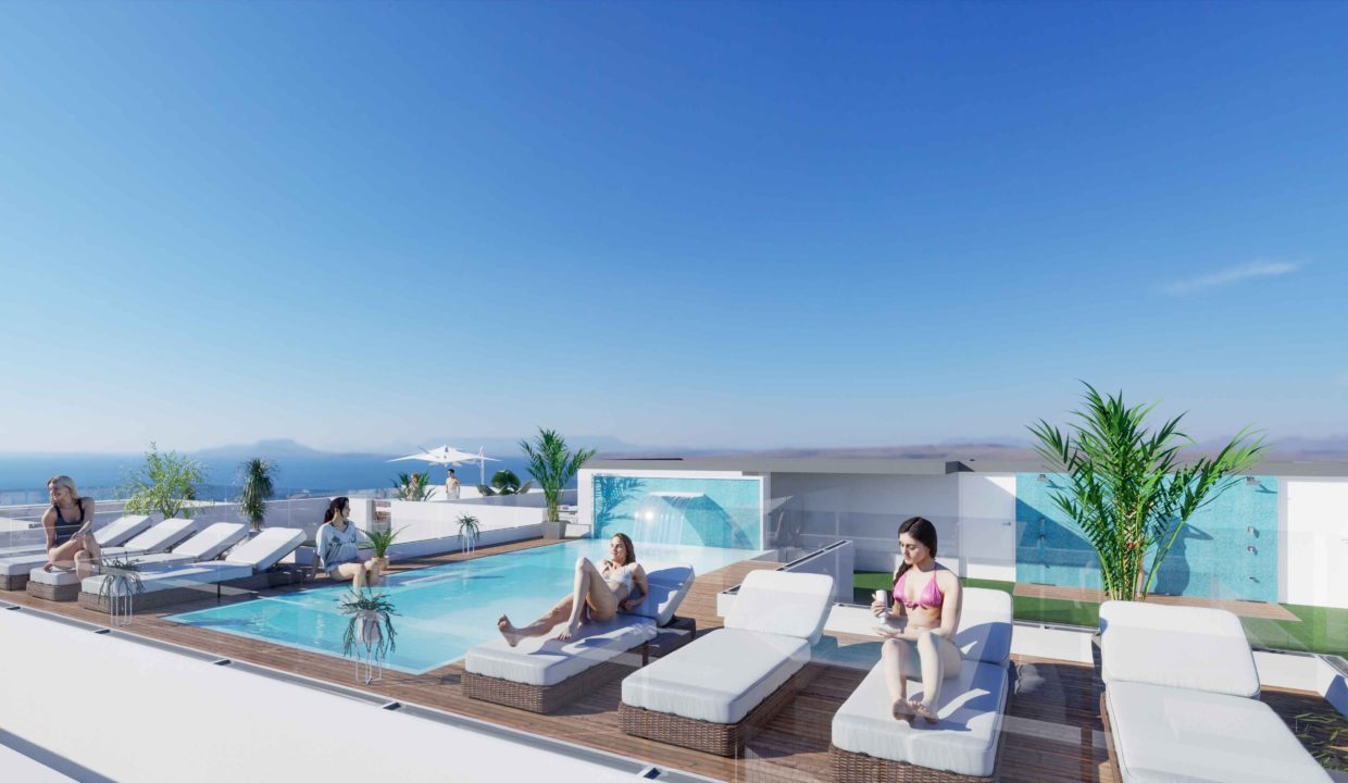 07-kasia-v-rooftop-pool-torrevieja