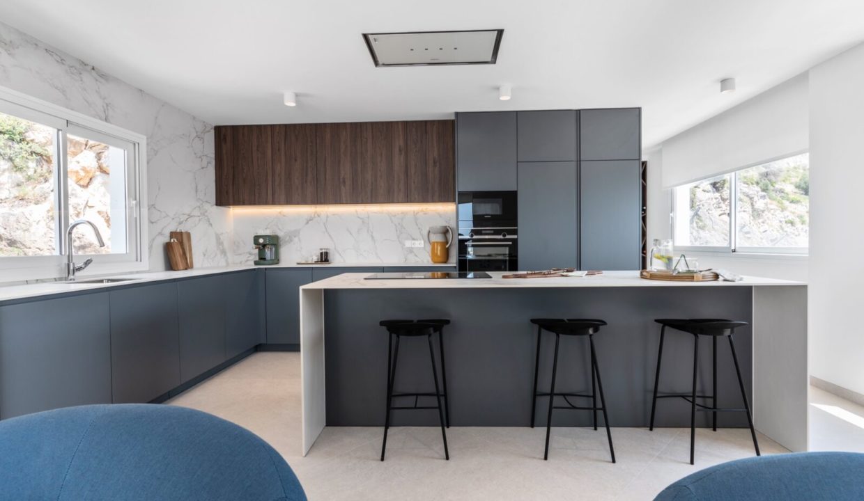 08-modern-fitted-kitchen-blanc-altea