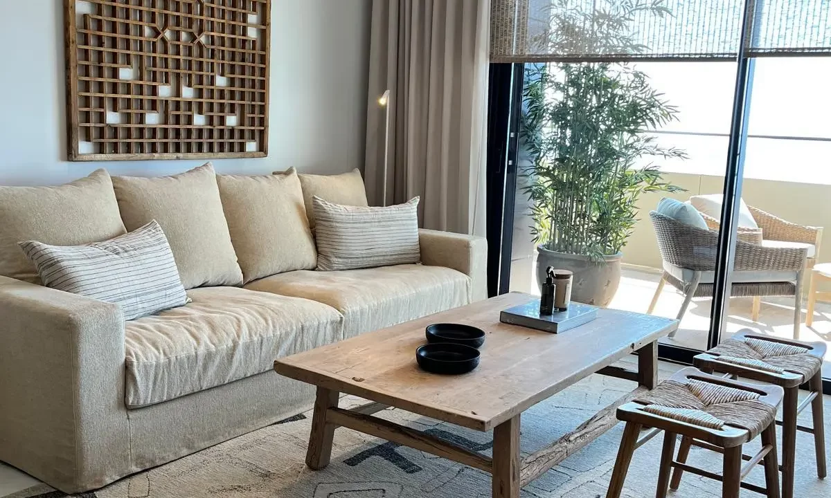 09-benidorm-beach-open-plan-living-area