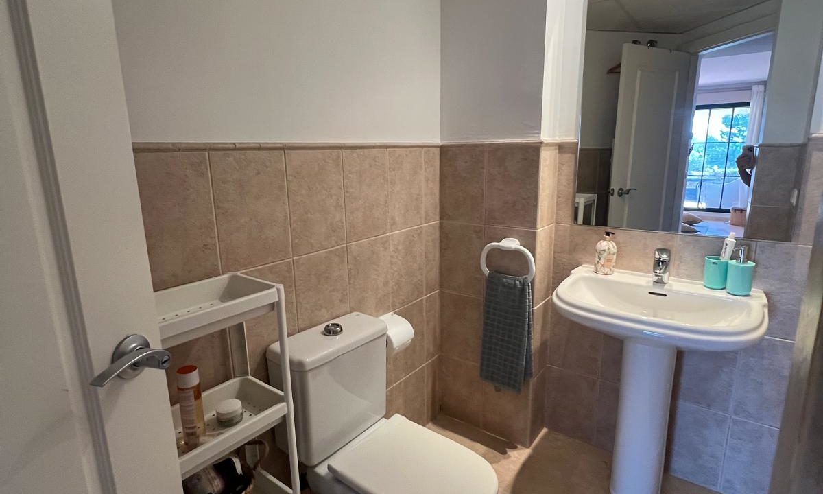 09-los-altos-finestrat-bathroom