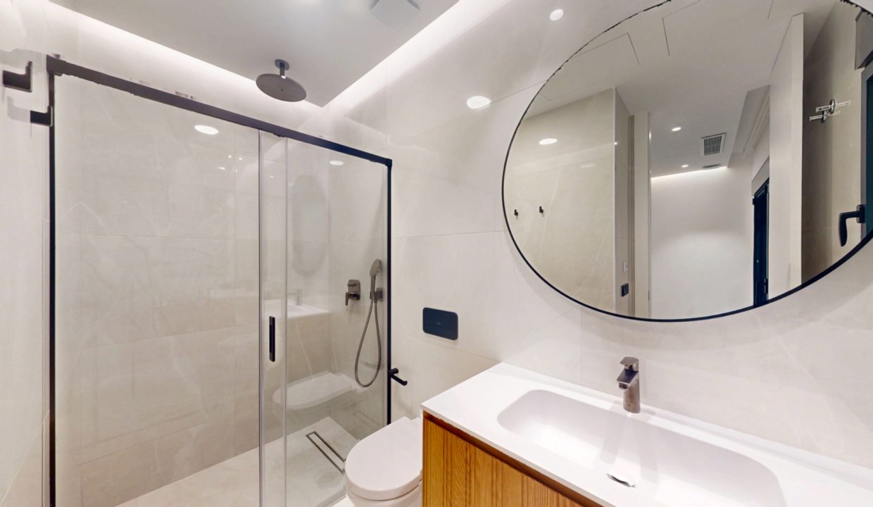 10-modern-bathroom-underfloor-heating
