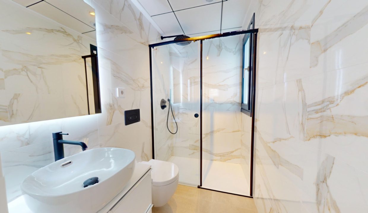 10-modern-bathroom-walk-in-shower-las-bellas