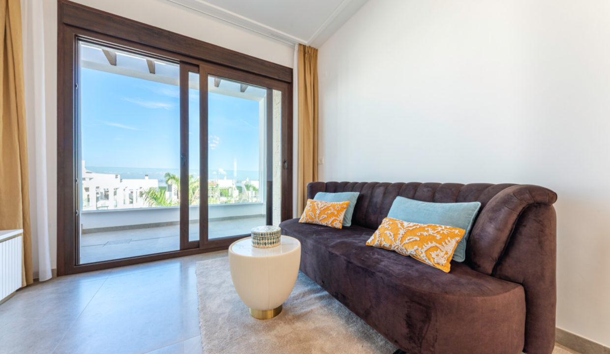 13-balcones-de-vivi-living-room-terrace