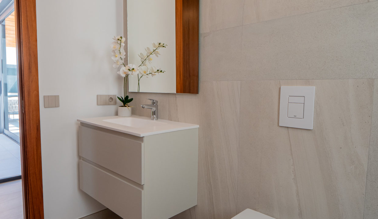 13-hansgrohe-shower-modern-finestrat-villa