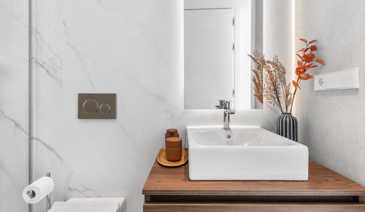 14-guest-bathroom-blanc-altea-villa