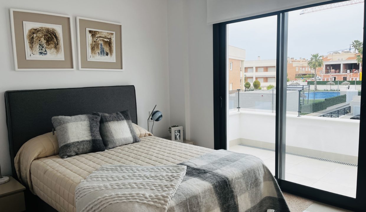 Main Bedroom with Terrace