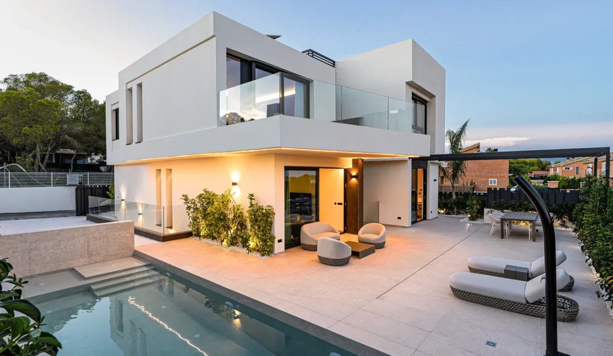 01-noa-garden-villa-la-nucia-pool
