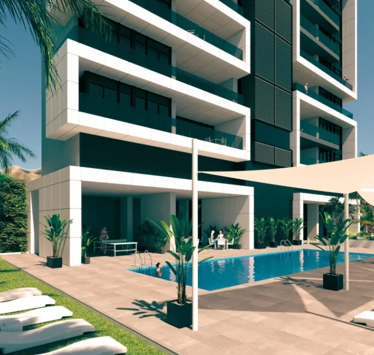 02-slim-tower-benidorm-pool
